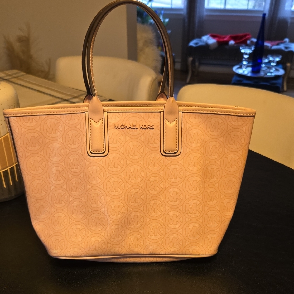 Michael Kors Pink Signature Tote Bag